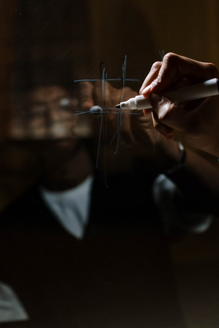 Book about learning strategies with brain visualization